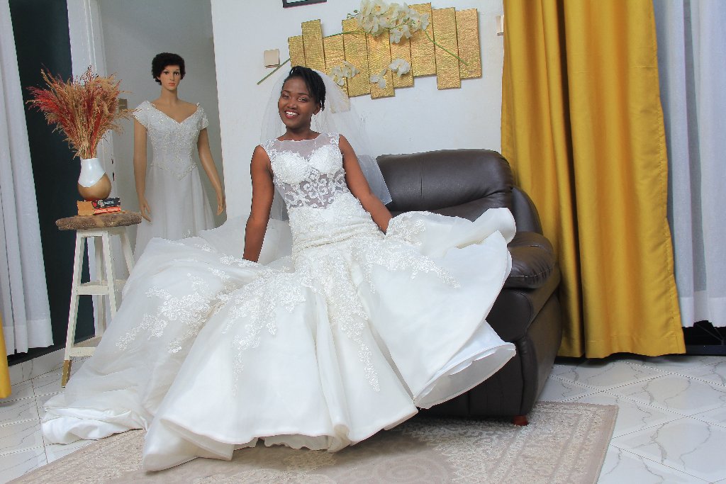 Classy Turkish Mermaid Wedding Gown