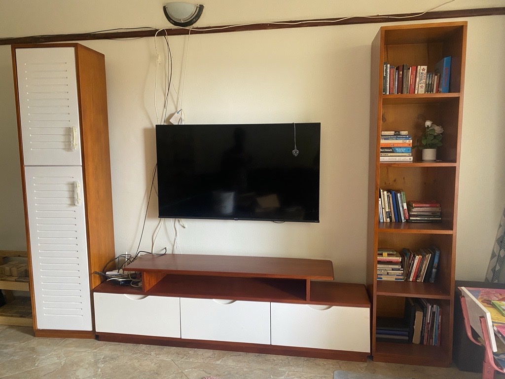 Tv stand