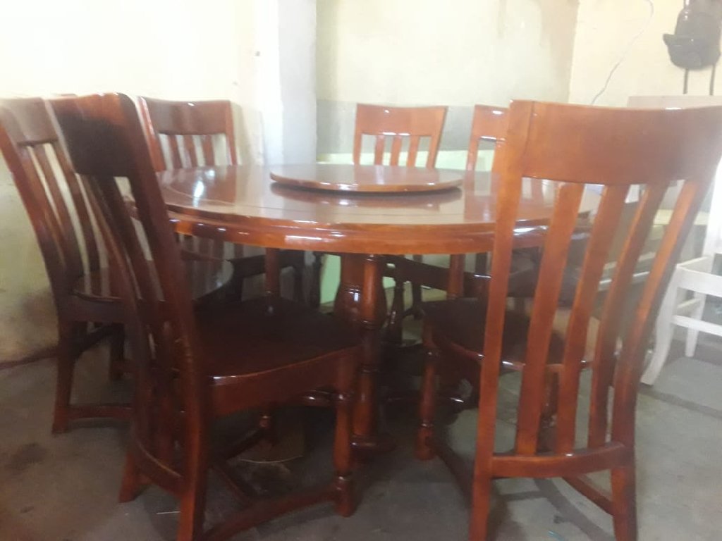 6seat dining table