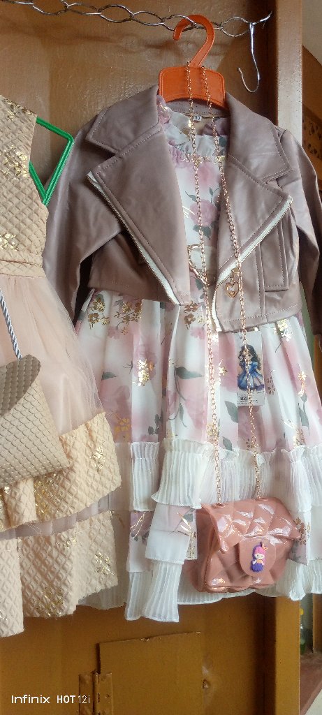 Turkey material dress with a leatherjacket